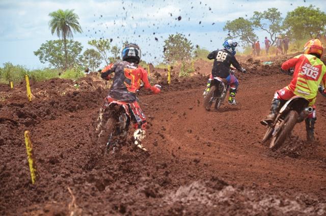 Temporada de velocross é aberta em Campo Grande; 2ª etapa será em Ribas