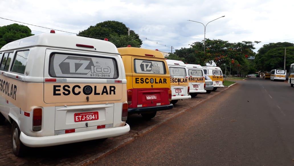 Desde 2019: Prefeitura de Ribas não paga e Transporte Escolar para