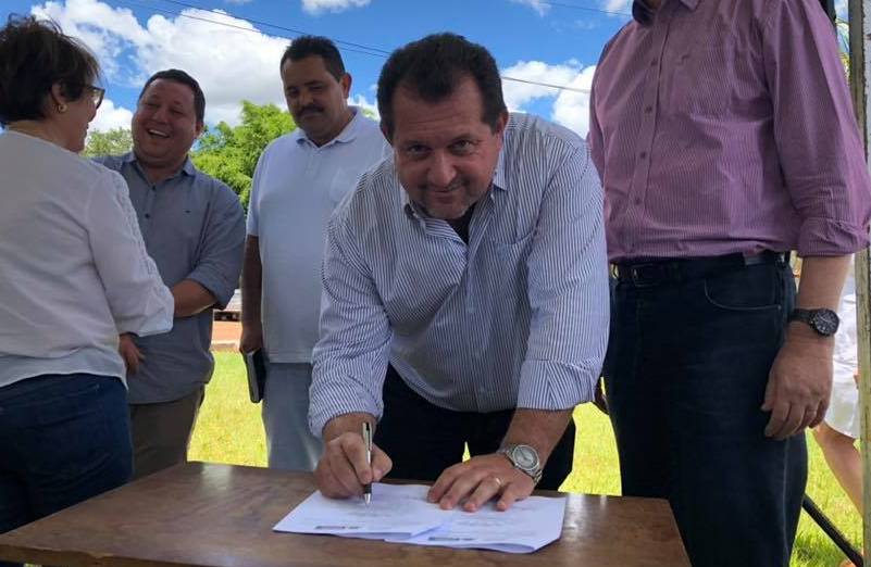 Prefeito decreta novo horário comercial e obriga uso de máscara em Ribas