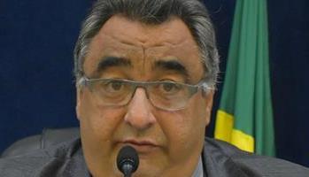 Paulo da Pax recua e retira de pauta projeto do asfalto ‘casca de ovo’