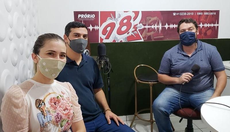 Emissoras de rádio iniciam entrevistas com pré-candidatos a prefeito de Ribas