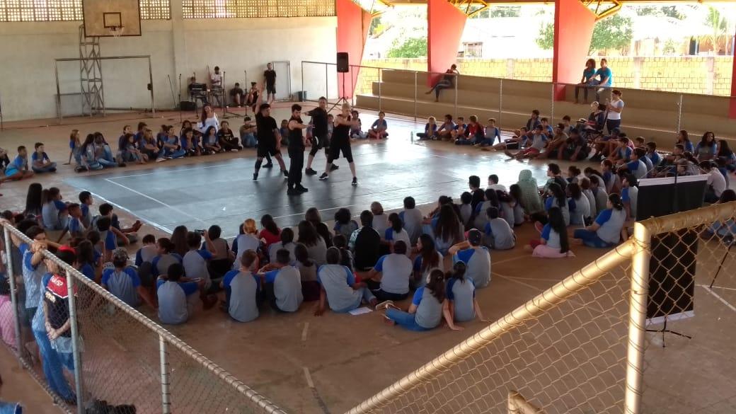 Dança na escola: projeto 