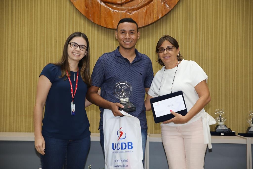 Aluno da Escola JOPA vence ‘Desafio UCDB’ e recebe bolsa de estudo integral