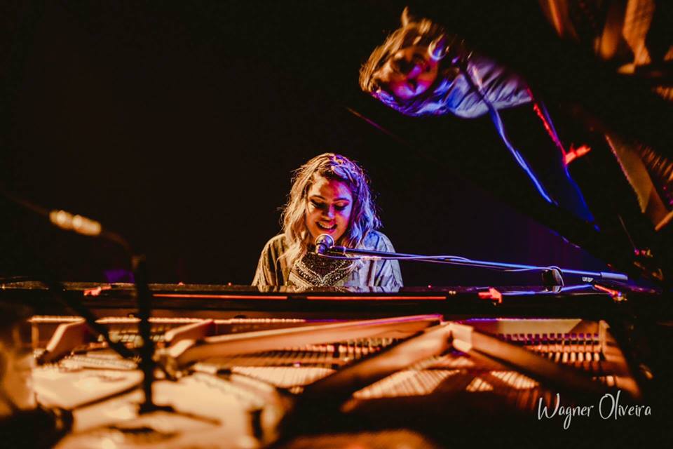 Cantora Mariê Ferraz mostra hoje à noite na Feira Municipal  músicas do CD “Não à nós”