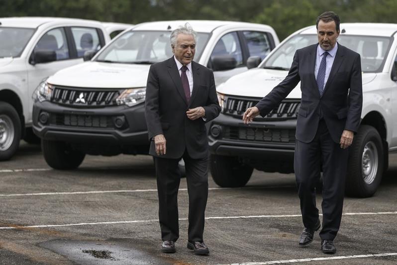 Ribas recebeu uma das mil camionetes entregues por Temer para ajudar no combate ao 'Aedes'