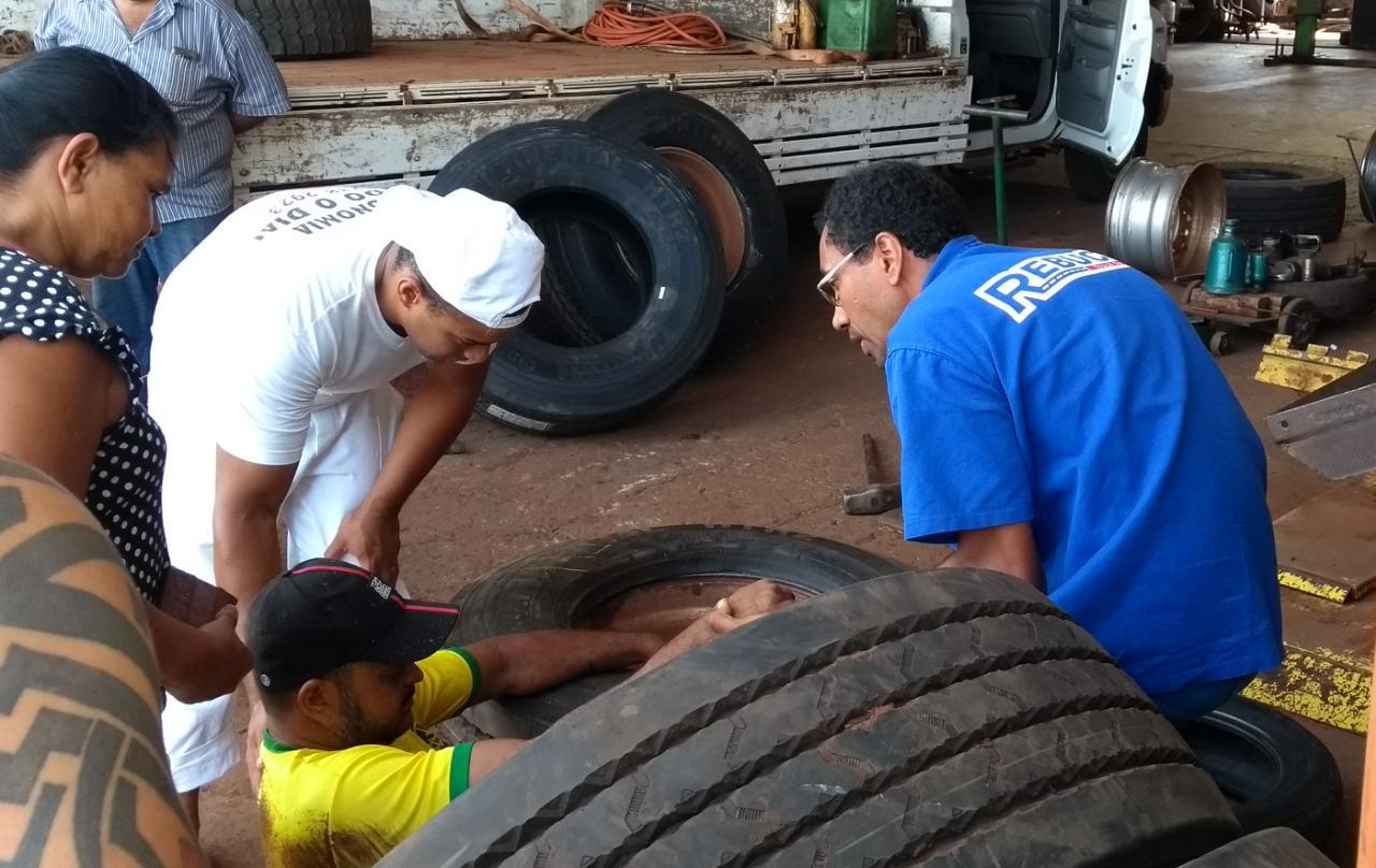 Mais de 1 hora: borracheiro fica ferido a espera do SAMU no feriado