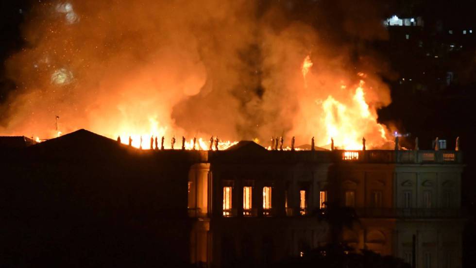 Controlado o incêndio que destruiu o Museu Nacional, a primeira instituição científica da história do país