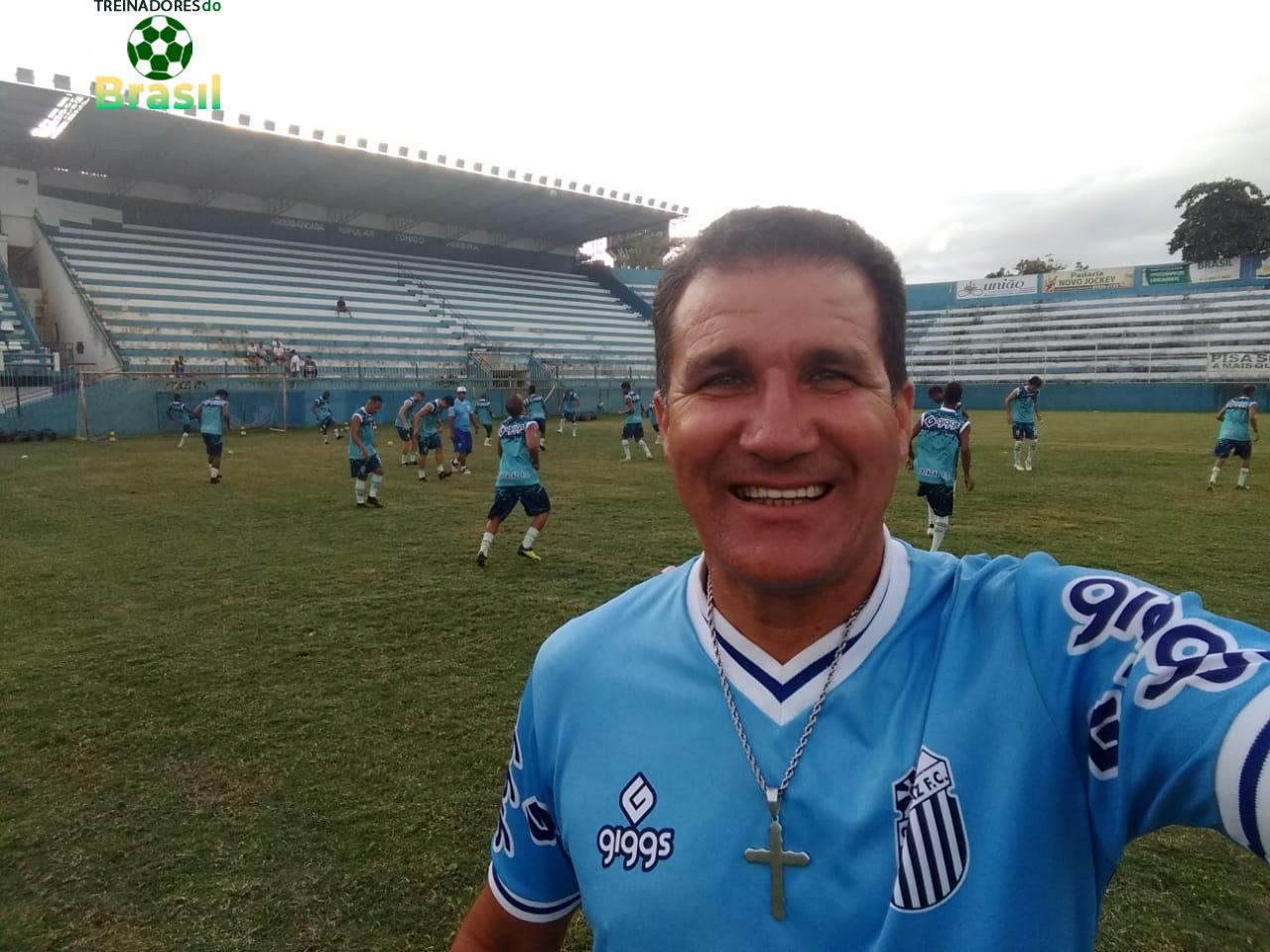 LUCIANO LAMOGLIA: Exemplo de profissional a serviço do Futebol.