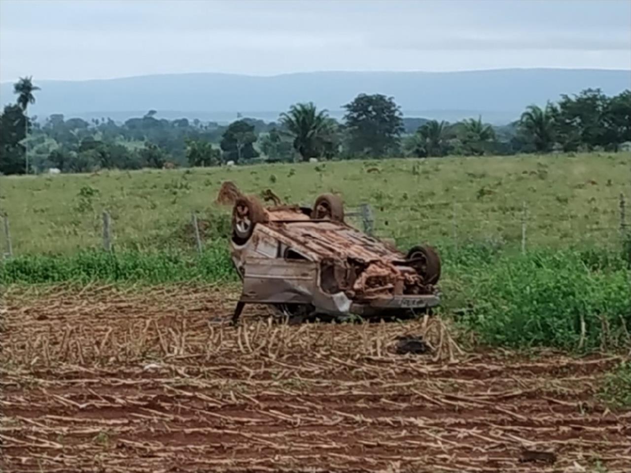 Conquista D' Oeste - Acidente entre carro e motocicleta mata mãe, filha e jovem grávida