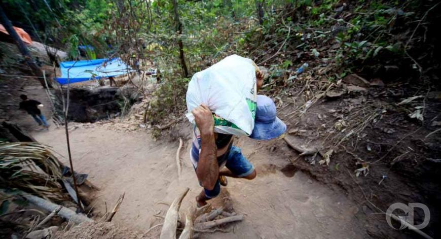 Veja vídeo - Prefeito diz não saber de garimpo em município