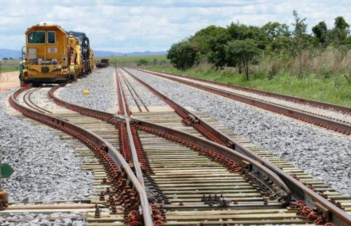 Com traçado da BR-158 definido, ministro confirma obra da ferrovia no Araguaia para 2021