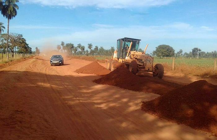 Canabrava do Norte inicia recuperação da MT-109 desgastada pelas chuvas