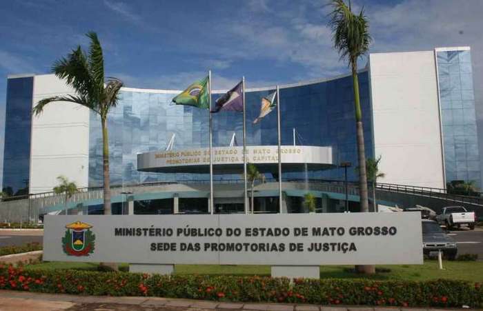 MP investiga servidor por 