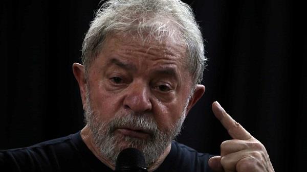 Lava Jato reitera Lula no semiaberto e diz que bens cobrem multa