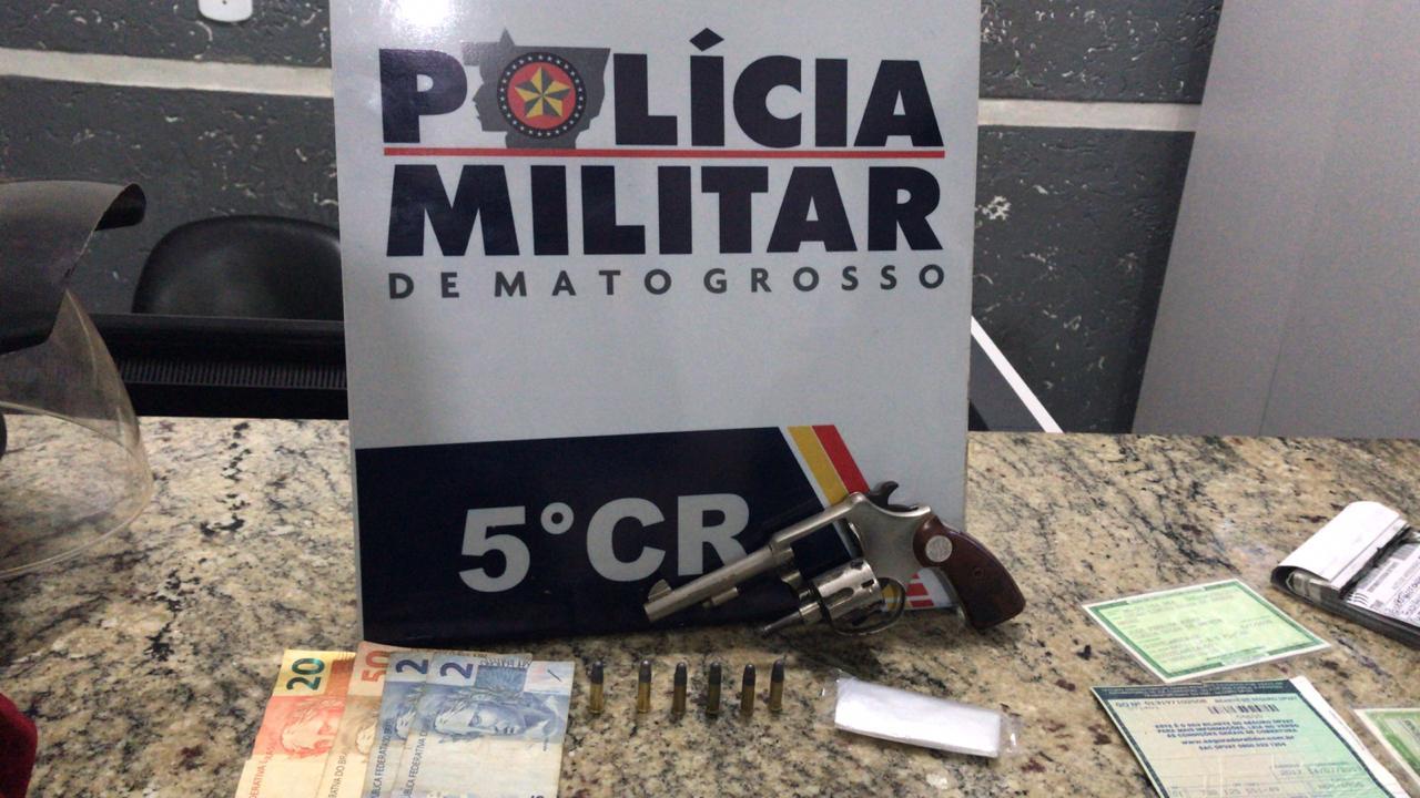 BARRA DO GARÇAS - PM SE ANTECIPA A ROUBO E PRENDE SUSPEITOS ARMADOS