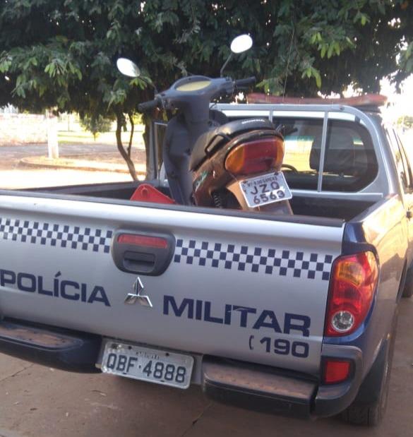 Moto vendida por usuária de drogas é recuperada em Ribeirãozinho