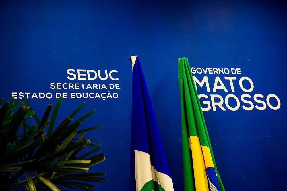 Profissionais da educação que não aderiram à greve não terão ponto cortado