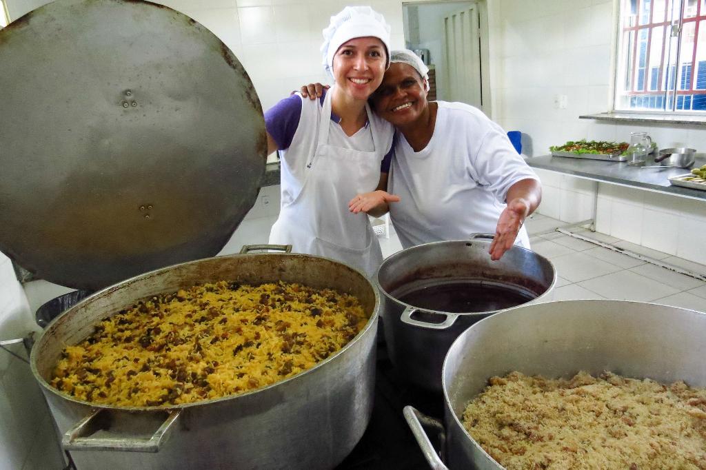 Seduc repassa R$ 5,1 milhões a escolas para custear alimentação dos alunos