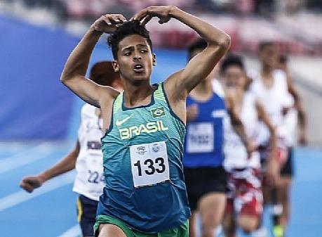 Atleta de Barra do Garças ganha prova no Sul-Americano de Atletismo; VEJA VÍDEO