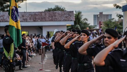 06/07/2017 14:20-Porto Velho Lei prevê obrigatoriedade de formação superior para candidato a soldado da Polícia Militar A lei passou a exigir a formação superior para os novos candidatos a soldados da Polícia Militar de Rondônia