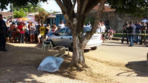 06/07/2017 16:52-Porto Velho Ativista da LCP é executado a tiros em Porto Velho O homem era ativista da Liga dos Camponeses Pobres (LCP)