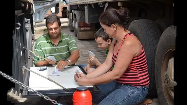 Novo projeto de Lei autoriza a família acompanhar caminhoneiro nas viagens