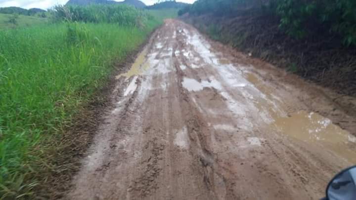 Moradores relatam descaso com as estradas rurais do município de Águia Branca.