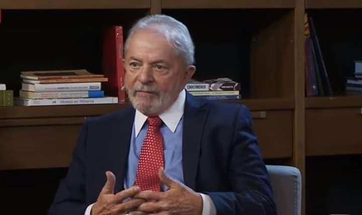 Lula diz que tem “jeitão de pastor” e reafirma desejo de se aproximar de evangélicos