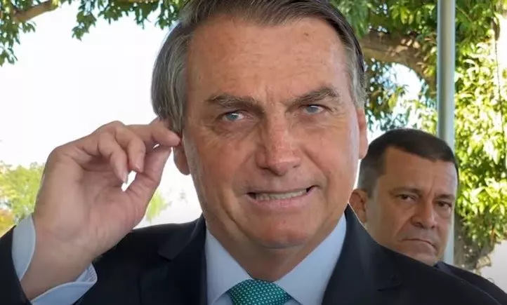 HOMEN DIZ AO MPF QUE ETS INVADIRAM A TERRA E FIZERAM COPIAS DE BOLSONARO