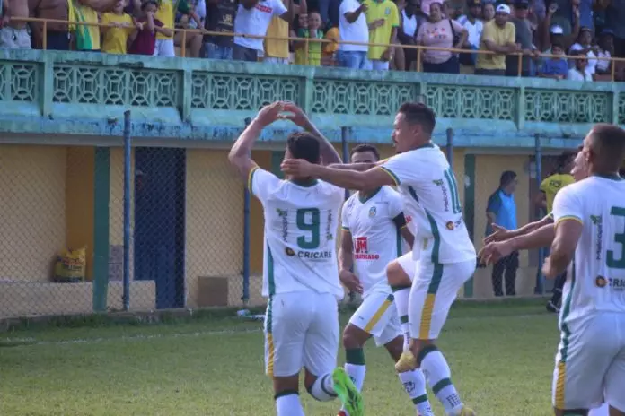 Nova Venécia derrota o Vitória e fica próximo da final do Capixabão e da Copa do Brasil