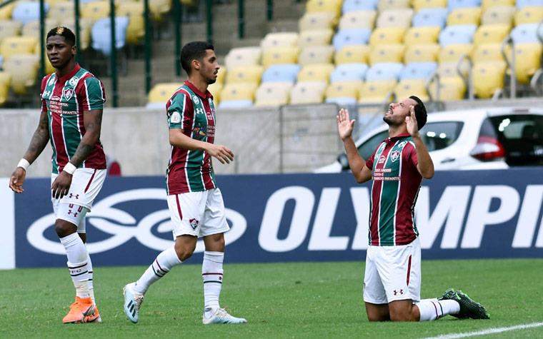 Em casa, Fluminense vence reservas do Grêmio e respira no Brasileiro