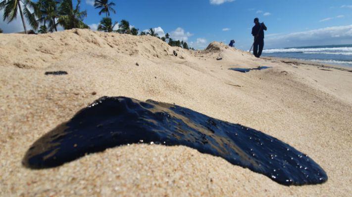 VESTÍGIOS DE ÓLEO SÃO ENCONTRADOS EM GURIRI