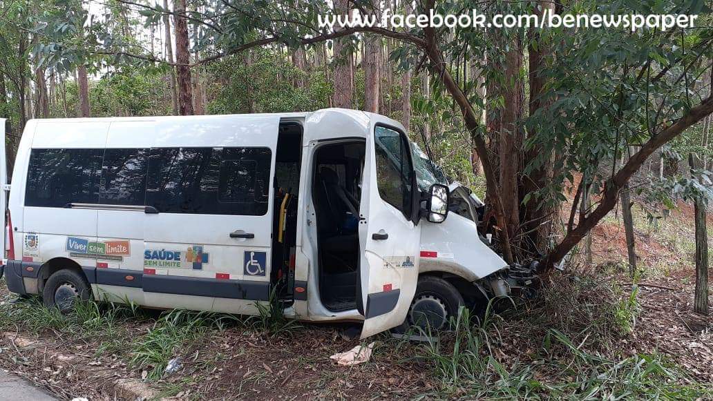 #URGENTE (TRAGÉDIA) ?? Grave acidente com Van da saúde de Nova Venécia deixa 04 mortos e vários feridos em João Neiva; feridos estão em estado grave, VEJAM: