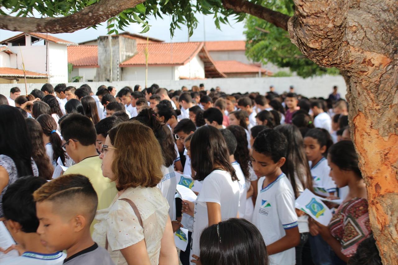 Prefeitura oferta curso de Inglês para alunos da rede pública municipal de São Gonçalo do Amarante