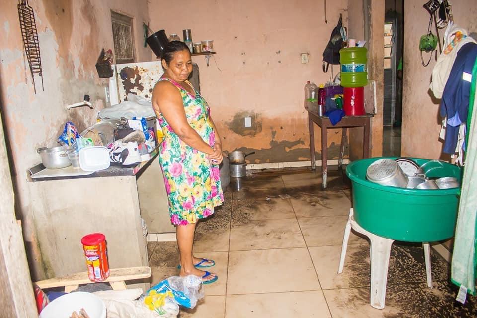 Afetados pelas fortes chuvas, moradores do Pecém e do Siupé recebem aluguel social