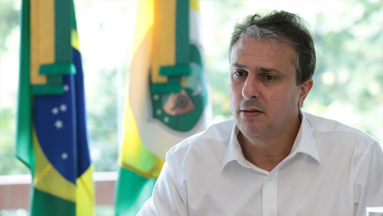 Camilo Santana reafirma que escolas e bares deverão seguir proibidos de funcionar