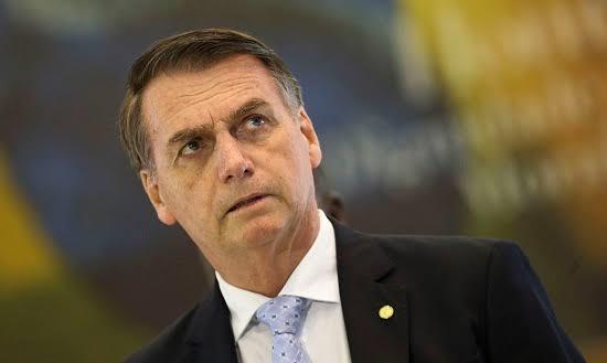 Bolsonaro fala em 'meio-termo' entre R$ 200 e R$ 600 para prorrogar auxílio até fim do ano