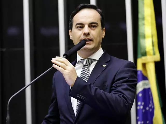 Também pré-candidato Capitão Wagner diz ser “estranho” escolha de Roberto Cláudio e não Izolda Cela para disputa eleitoral