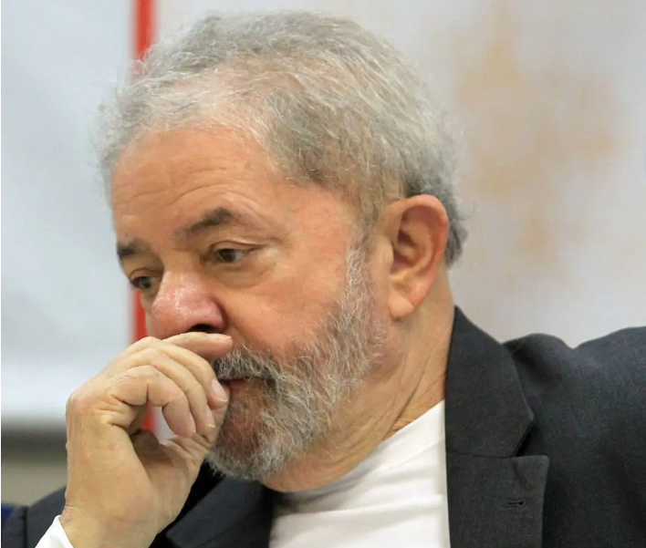 Defesas de Lula e de José Dirceu pedem para que eles deixem a prisão após decisão do STF