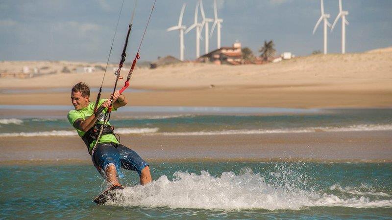 Praia do Cumbuco sedia final do circuito Mundial de Kiteboard