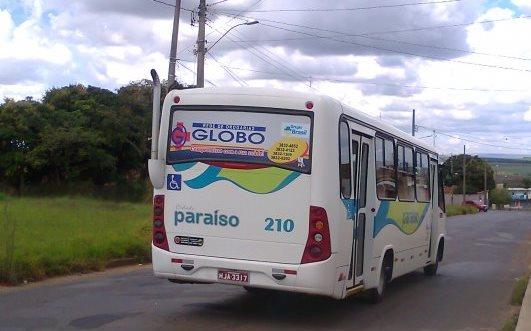 Transporte de passageiros: Prefeito sugestiona que empresa aumente o número de ônibus para evitar excesso de passageiros