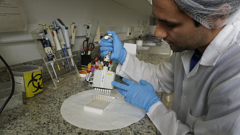 Governo Mineiro habilita laboratórios e amplia testagem