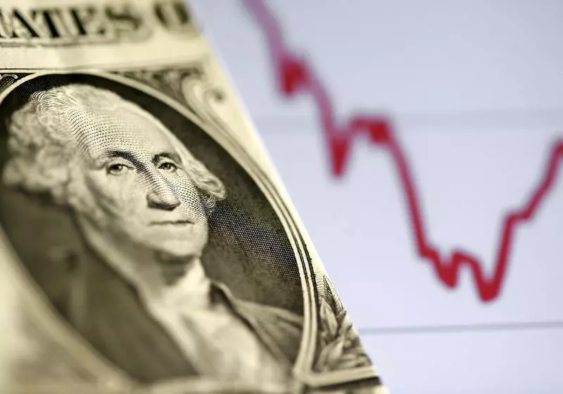 Dólar despenca ante real com euforia após surpresa no 1° turno das eleições