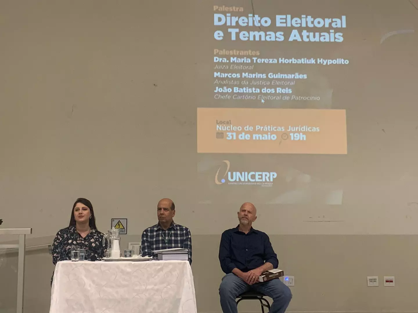 Curso de Direito do UNICERP realiza palestra sobre Direito Eleitoral