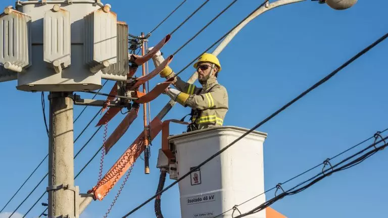 Desligamento programado: saiba onde a Cemig vai realizar melhorias na rede elétrica em Patrocínio