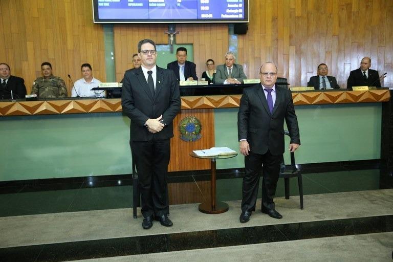 Suplentes de Alexandre Nogueira e Wilson Pinheiro assumem cargo nesta segunda