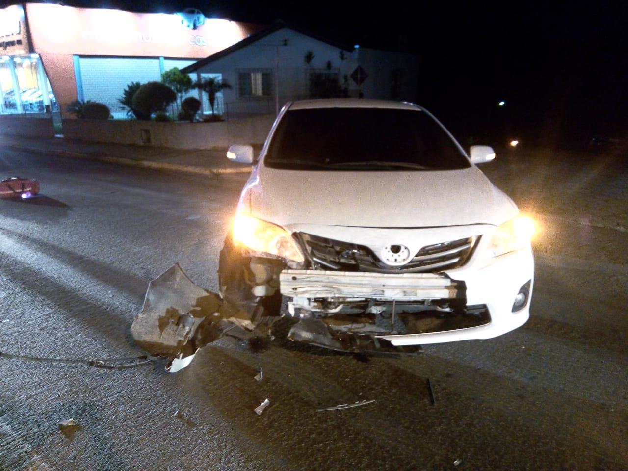 Motociclista fica ferida após acidente, em Mafra