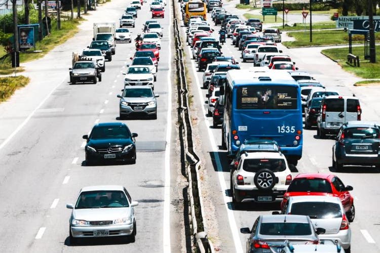 Acompanhe o movimento nas rodovias de SC na saída para o Carnaval