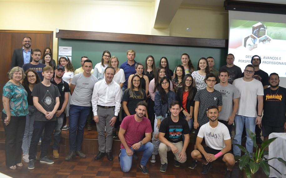 Aula Magna dos Calouros de Veterinária em Mafra