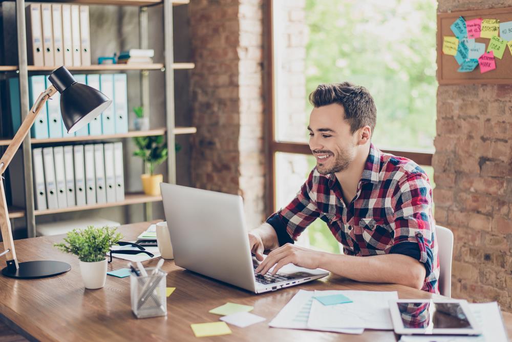 Estude em casa! Curso a distância é na UnC